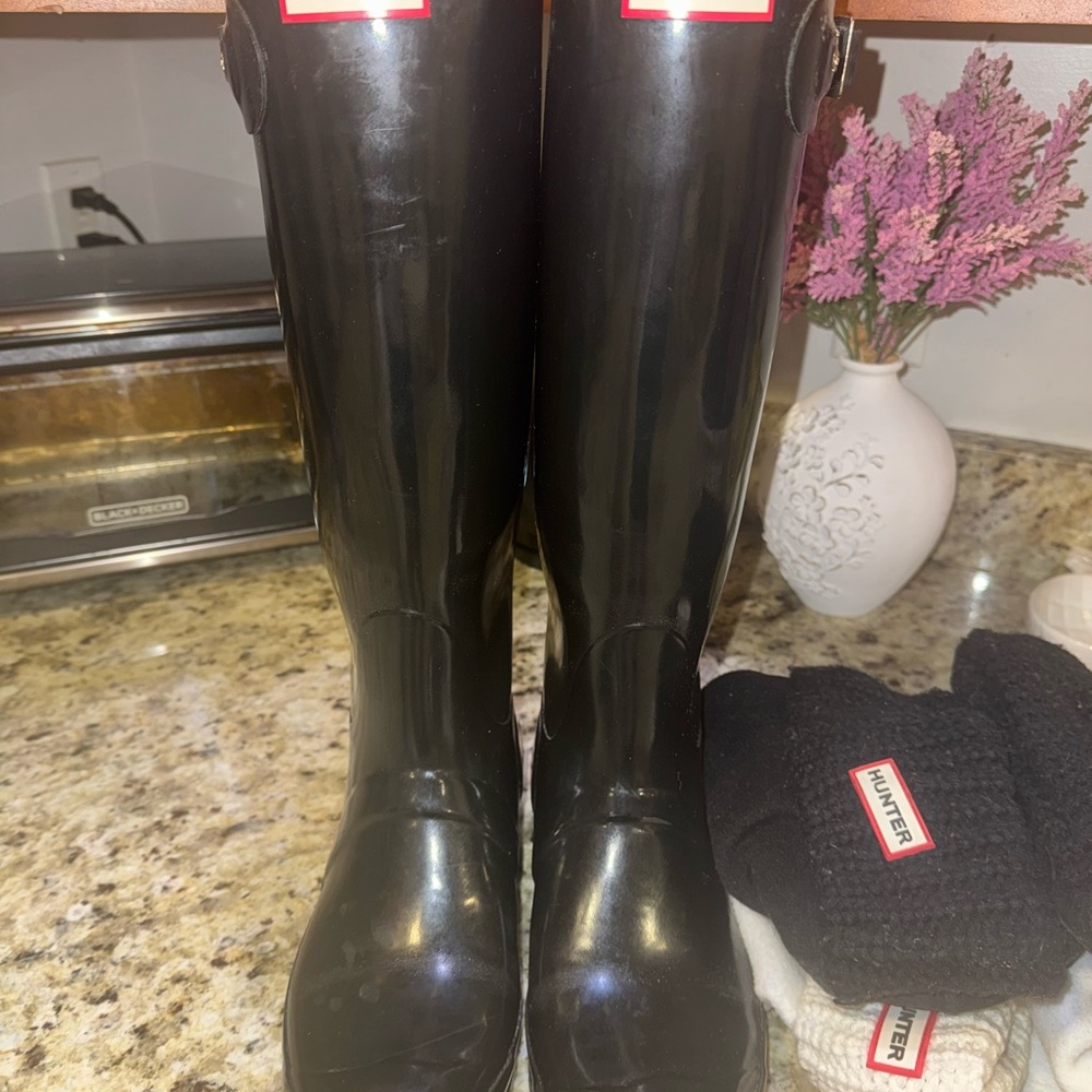 Hunter Classic Black Rain Boots
